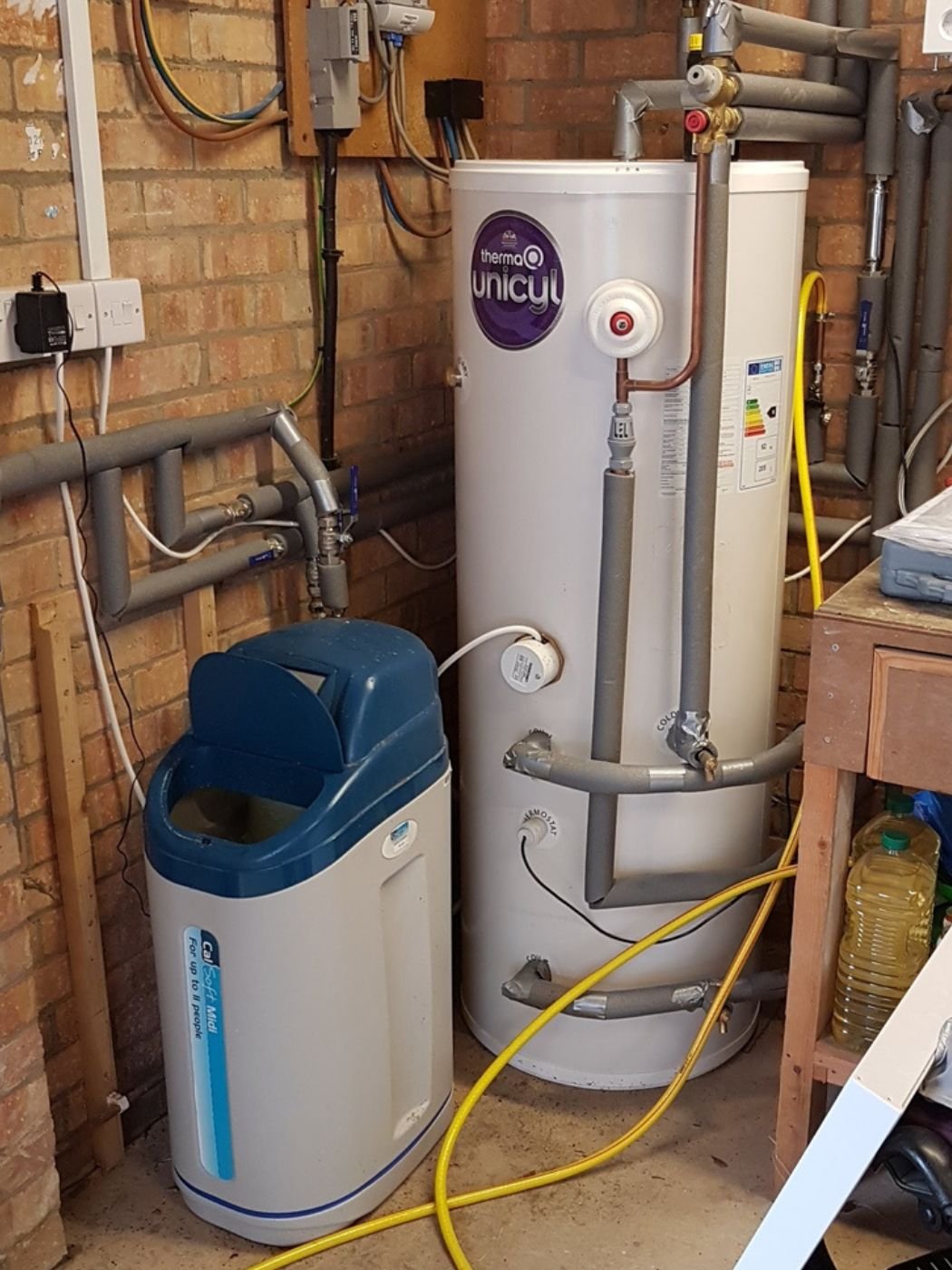 Potable expansion vessel on a domestic water system